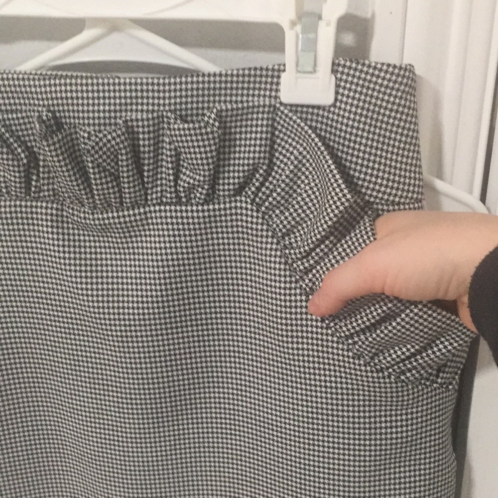 🩷3 for $20🩷 H&M Checkered skirt with pockets - Picture 6 of 10